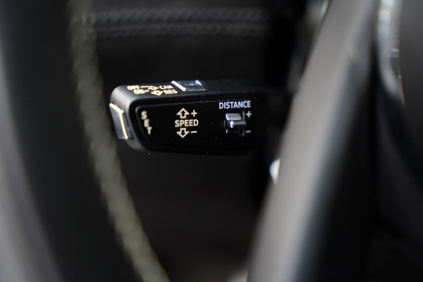 Bentley Bentayga 3.0 V6 Hybrid | Touring Pack | 22" | NL-Auto | Blackline