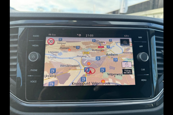 Volkswagen T-Roc 1.5 TSI Sport 2X R Line DSG Pano Camera Led Navi