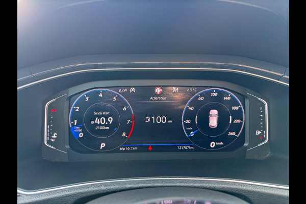 Volkswagen T-Roc 1.5 TSI Sport 2X R Line DSG Pano Camera Led Navi