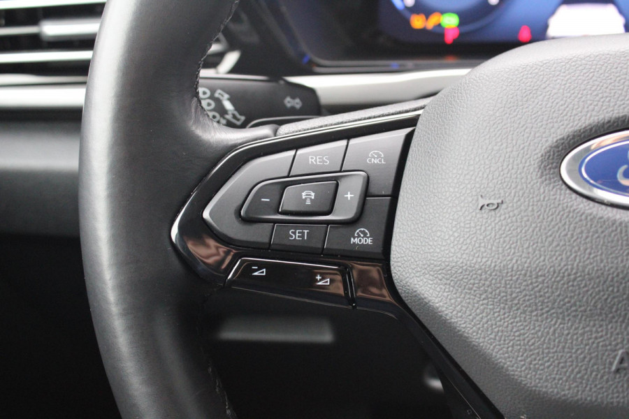 Ford Transit Connect 2.0 EcoBlue L2 Limited 122pk | Adaptieve Cruise | Stoelverwarming | Trekhaak |