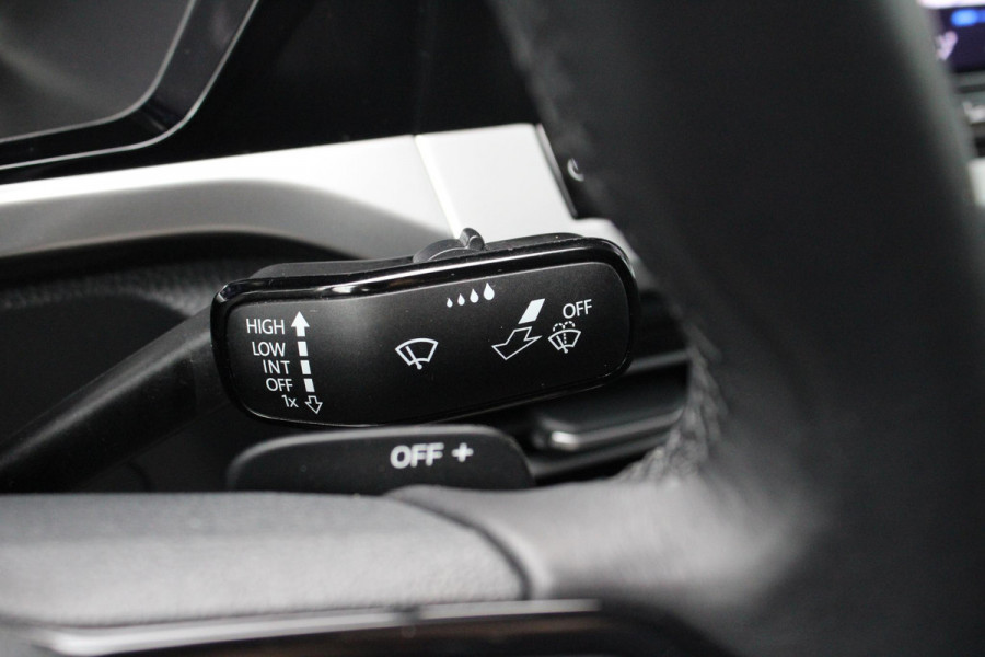 Ford Transit Connect 2.0 EcoBlue L2 Limited 122pk | Adaptieve Cruise | Stoelverwarming | Trekhaak |