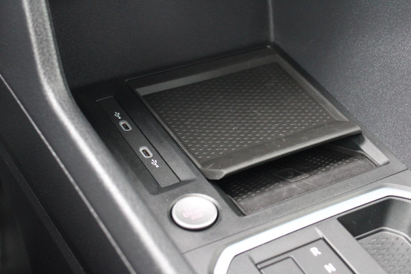 Ford Transit Connect 2.0 EcoBlue L2 Limited 122pk | Adaptieve Cruise | Stoelverwarming | Trekhaak |