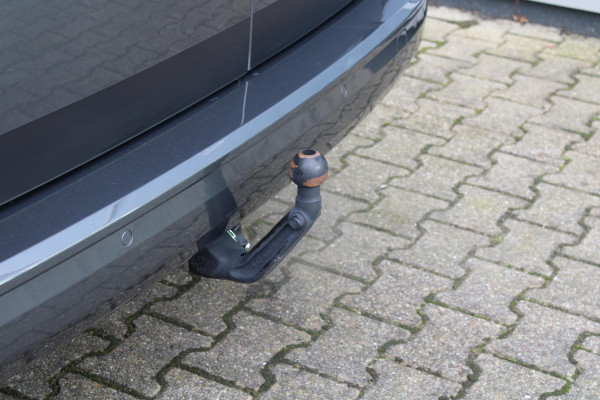 Ford Transit Connect 2.0 EcoBlue L2 Limited 122pk | Adaptieve Cruise | Stoelverwarming | Trekhaak |