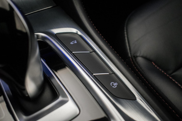 MG EHS 1.5 TGDI Luxury SOH 92% [ Panoramadak 360 Camera ACC Sfeer Keyless Blindspot Carplay ]