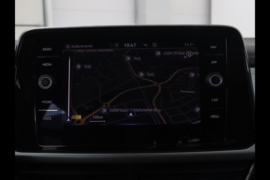 Volkswagen T-Roc 1.5 TSI Life Business | Stoelverwarming | Camera | Virtual Cockpit | Carplay | Full LED | Adaptive cruise | Navigatie | Park Assist | Climate control | DAB | Bluetooth