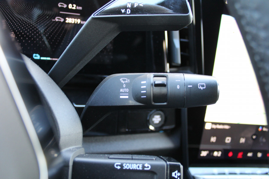 Renault Espace E-Tech full hybrid 200 techno 7p. | Trekhaak | Adaptieve Cruise | BLIS | 360 Camera | Google