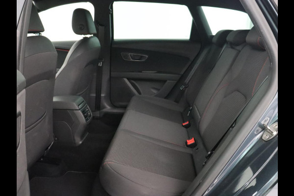 Seat Leon 1.5 TSI FR Ultimate Edition | Stoelverwarming | Carplay | Beats Pack | Adaptive cruise | Sfeerverlichting | Navigatie | Keyless | Virtual Cockpit | Climate control | Sportstoelen