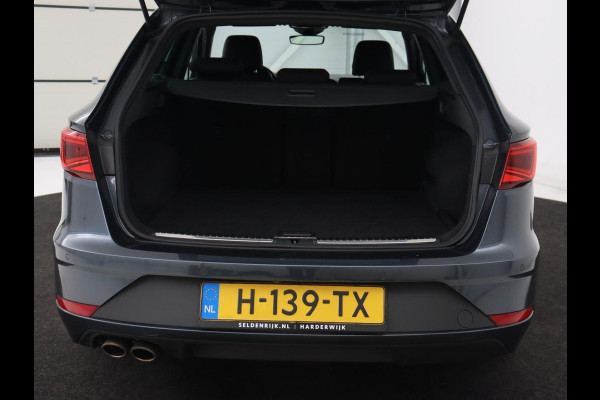 Seat Leon 1.5 TSI FR Ultimate Edition | Stoelverwarming | Carplay | Beats Pack | Adaptive cruise | Sfeerverlichting | Navigatie | Keyless | Virtual Cockpit | Climate control | Sportstoelen