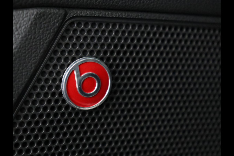 Seat Leon 1.5 TSI FR Ultimate Edition | Stoelverwarming | Carplay | Beats Pack | Adaptive cruise | Sfeerverlichting | Navigatie | Keyless | Virtual Cockpit | Climate control | Sportstoelen