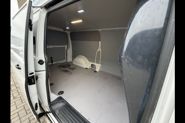 Volkswagen Transporter 2.0 TDI 110PK Euro 6 L2H1 Cruise control/CarPlay/ camera