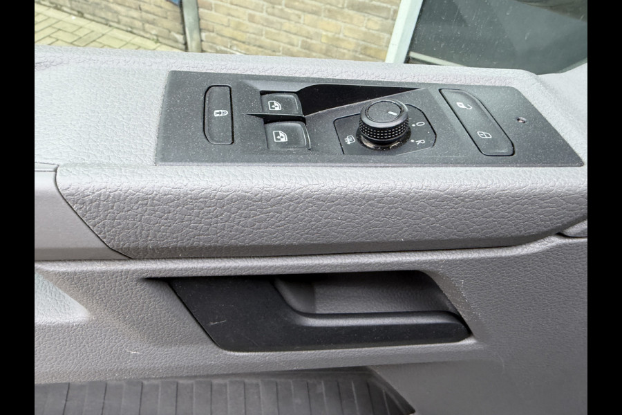 Volkswagen Transporter 2.0 TDI 110PK Euro 6 L2H1 Cruise control/CarPlay/ camera