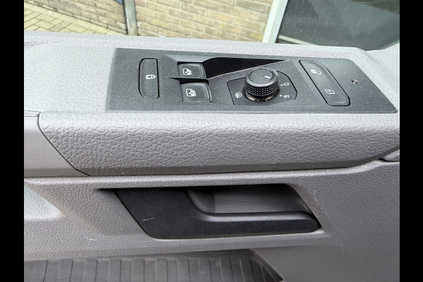Volkswagen Transporter 2.0 TDI 110PK Euro 6 L2H1 Cruise control/CarPlay/ camera