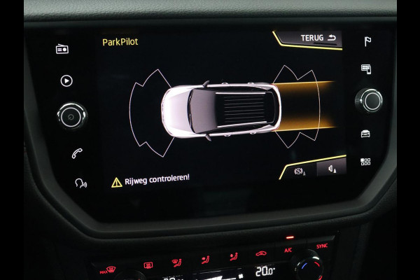 Seat Arona 1.0 TSI FR Launch | 1e eigenaar | Stoelverwarming | Adaptive cruise | Full LED | Beats Audio | Trekhaak | DAB | Carplay | Camera | Navigatie | Park Assist | Climate control