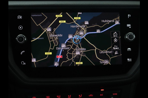 Seat Arona 1.0 TSI FR Launch | 1e eigenaar | Stoelverwarming | Adaptive cruise | Full LED | Beats Audio | Trekhaak | DAB | Carplay | Camera | Navigatie | Park Assist | Climate control