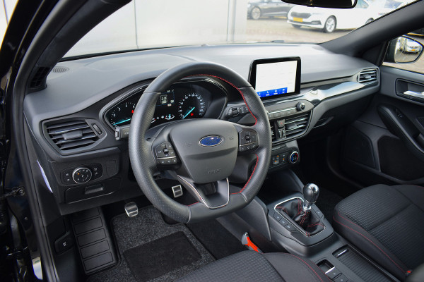 Ford FOCUS Wagon 1.5 EcoBoost ST Line Business | Apple CarPlay | Airco | Sportstoelen | Cruise