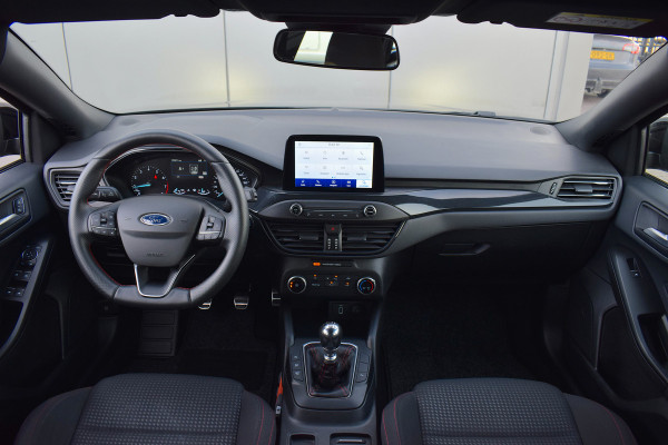 Ford FOCUS Wagon 1.5 EcoBoost ST Line Business | Apple CarPlay | Airco | Sportstoelen | Cruise