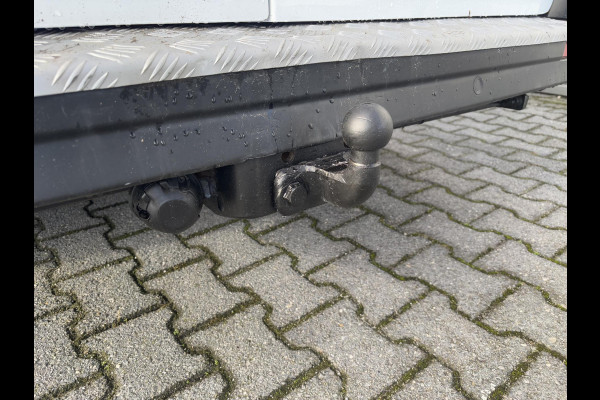 Renault Trafic 2.0 dCi 110 T30 L2H1*A/C*CRUISE*NAVI*HAAK*3PERS*