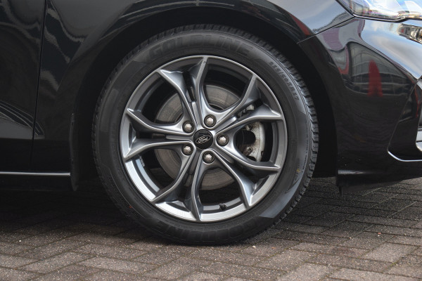 Ford FOCUS Wagon 1.5 EcoBoost ST Line Business | Apple CarPlay | Airco | Sportstoelen | Cruise
