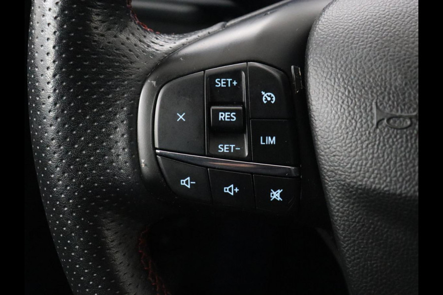 Ford Kuga 2.5 PHEV ST-Line | Panoramadak | Stoelverwarming | Camera | Carplay | Digital Cockpit | Navigatie | Keyless | DAB | Achterbankverwarming | Getint glas | Plug In