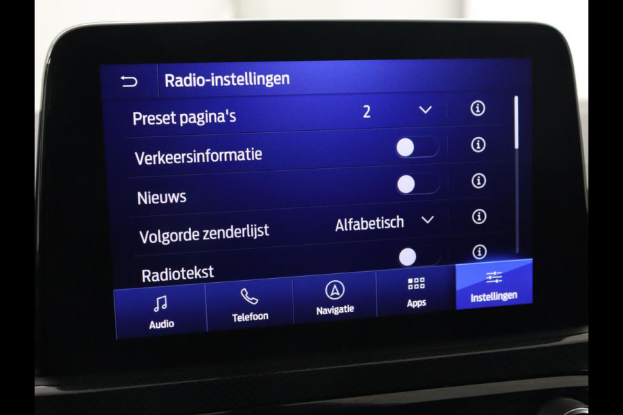 Ford Kuga 2.5 PHEV ST-Line | Panoramadak | Stoelverwarming | Camera | Carplay | Digital Cockpit | Navigatie | Keyless | DAB | Achterbankverwarming | Getint glas | Plug In