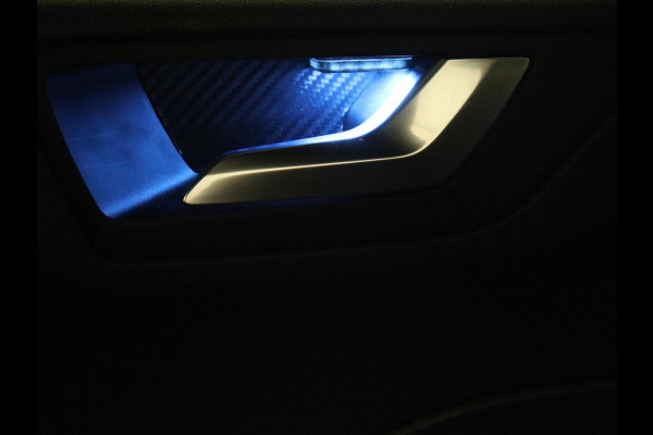 Ford Kuga 2.5 PHEV ST-Line | Panoramadak | Stoelverwarming | Camera | Carplay | Digital Cockpit | Navigatie | Keyless | DAB | Achterbankverwarming | Getint glas | Plug In