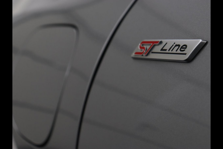 Ford Kuga 2.5 PHEV ST-Line | Panoramadak | Stoelverwarming | Camera | Carplay | Digital Cockpit | Navigatie | Keyless | DAB | Achterbankverwarming | Getint glas | Plug In