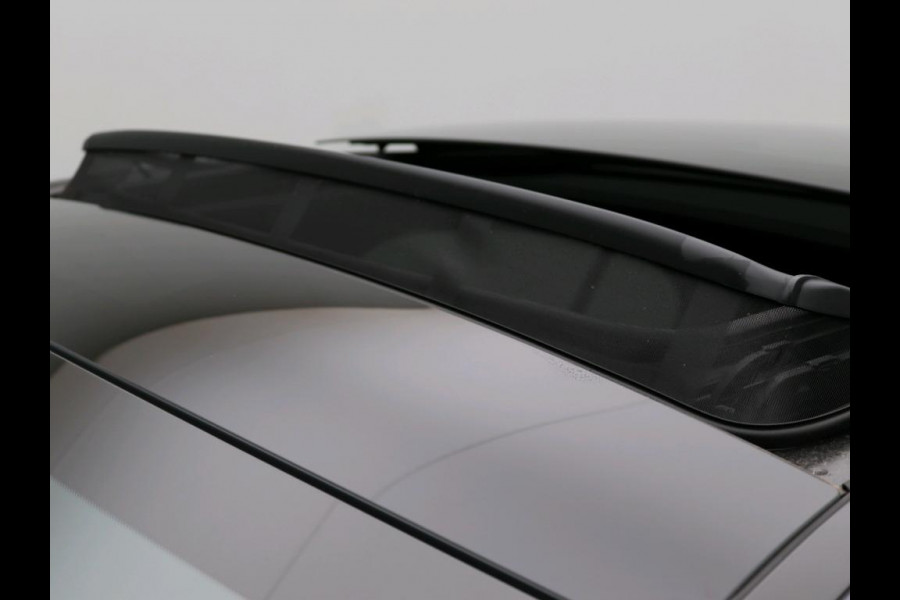 Mercedes-Benz E-Klasse 300 e Sport Edition Trekhaak | Panorama Schuif-Kanteldak | 360° camera | AMG Line | MBUX Superscreen | Premium pakket. Inclusief 24 maanden MB Certified garantie voor Europa.