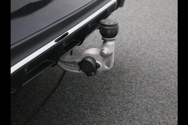 Mercedes-Benz E-Klasse 300 e Sport Edition Trekhaak | Panorama Schuif-Kanteldak | 360° camera | AMG Line | MBUX Superscreen | Premium pakket. Inclusief 24 maanden MB Certified garantie voor Europa.