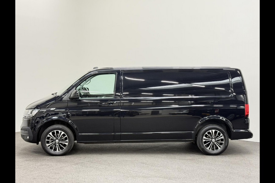 Volkswagen Transporter 2.0 150PK L2H1 Highline Automaat Airco  Navi Parkeersensoren Camera Trekhaak Carplay