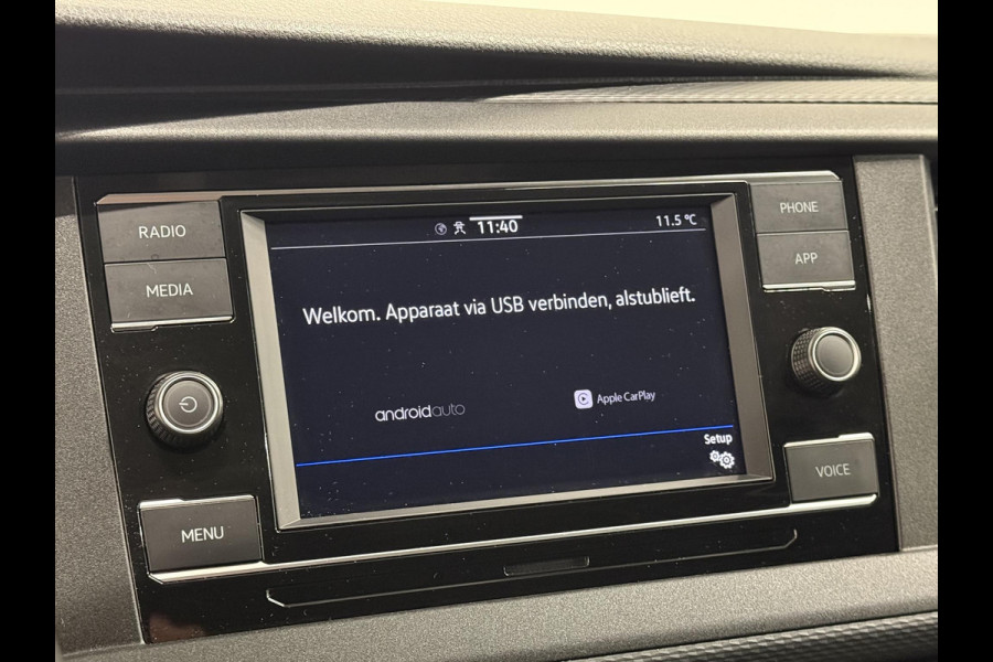 Volkswagen Transporter 2.0 150PK L2H1 Highline Automaat Airco  Navi Parkeersensoren Camera Trekhaak Carplay