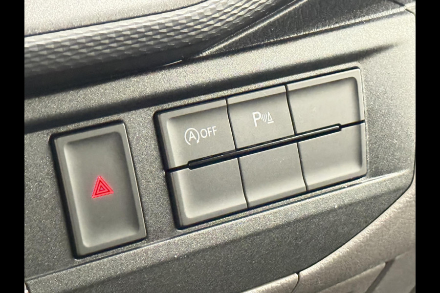 Volkswagen Transporter 2.0 150PK L2H1 Highline Automaat Airco  Navi Parkeersensoren Camera Trekhaak Carplay