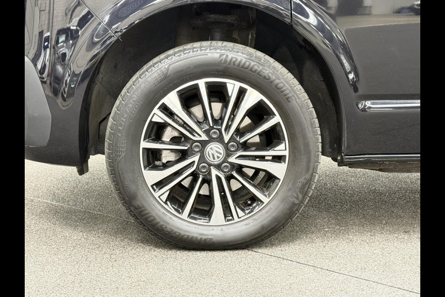 Volkswagen Transporter 2.0 150PK L2H1 Highline Automaat Airco  Navi Parkeersensoren Camera Trekhaak Carplay