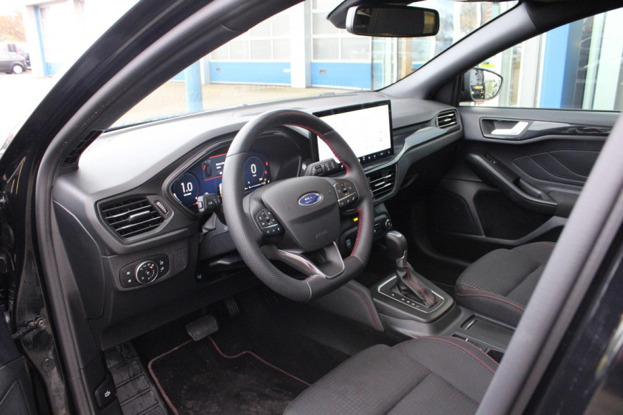 Ford FOCUS Wagon 1.0 EcoBoost Hybrid ST Line X 155pk | Trekhaak afneembaar | Panoramadak | Bang&Olufsen | Adaptive cruise control | Winter Pack | All season banden | Camera