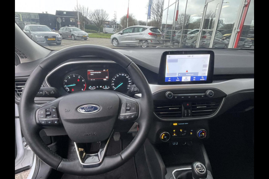 Ford FOCUS Wagon 1.0 EcoBoost Trend Edition Business / comfort stoelen / camera