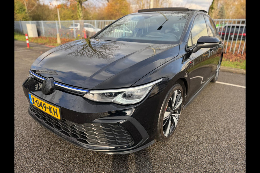Volkswagen Golf 1.4 eHybrid GTE Panorama Led Stoelver. Stuurverw.