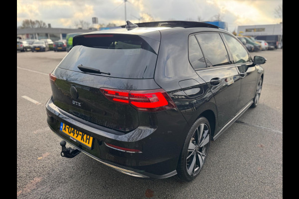 Volkswagen Golf 1.4 eHybrid GTE Panorama Led Stoelver. Stuurverw.