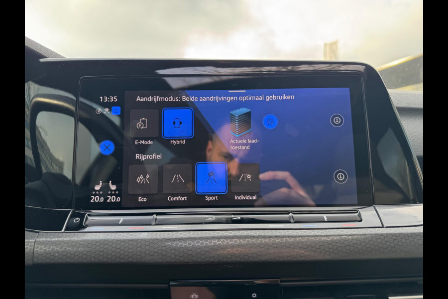 Volkswagen Golf 1.4 eHybrid GTE Panorama Led Stoelver. Stuurverw.