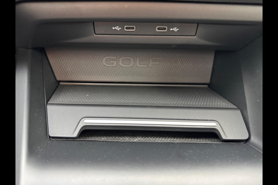 Volkswagen Golf 1.4 eHybrid GTE Panorama Led Stoelver. Stuurverw.