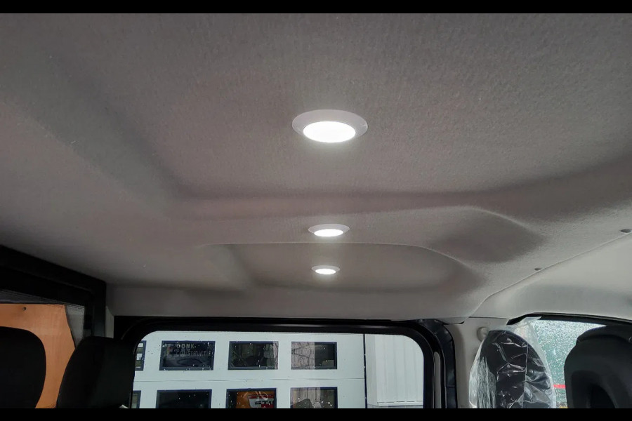 Renault Trafic 150 PK AUTOMAAT L2H1 DUBBELE CABINE - EURO 6 - GRIJS COMETE METALLIC - V-58-JPX - BPM VRIJ!