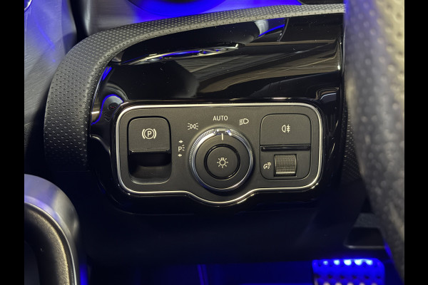 Mercedes-Benz CLA-Klasse Shooting Brake 250 e AMG | Pano | Sfeerverlichting | Burmester | 360 Camera | Adaptive cruise | Elektr. stoelen + memory | Stoelverwarming | Full LED