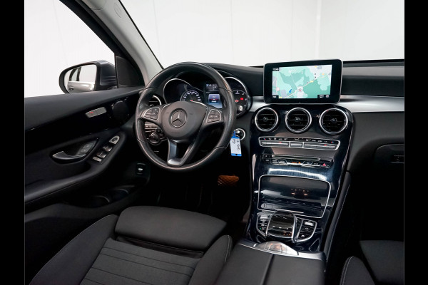 Mercedes-Benz GLC GLC 220 d 4MATIC | Pano | COMAND | Distronic