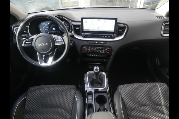 Kia Ceed Sportswagon 1.5 T-GDi DynamicPlusLine | Cruise | Clima | Camera | Carplay | Navi | Keyless | Stoel-stuurverwarming |
