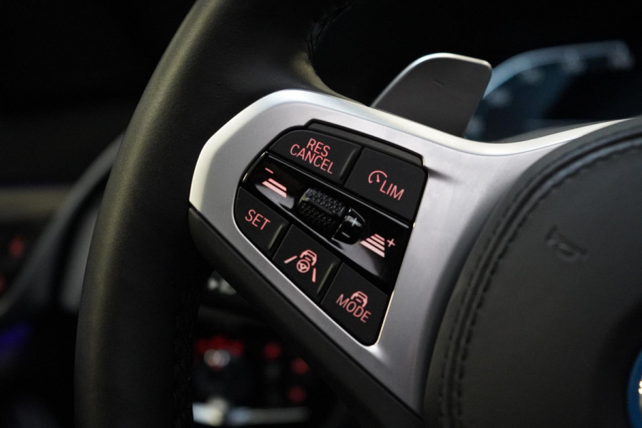 BMW 5 Serie Touring 530e Business Edition Plus | SoH 98% | Leder | Panoramadak | Trekhaak | Memory | Head-Up | M-Sportpakket