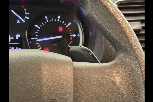 Peugeot Expert 2.0 Automaat Dubbele cabine Navigatie Parkeersensoren Clima Control  Trekhaak