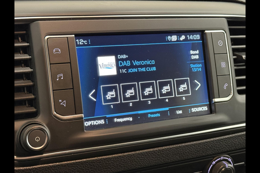 Peugeot Expert 2.0 Automaat Dubbele cabine Navigatie Parkeersensoren Clima Control  Trekhaak