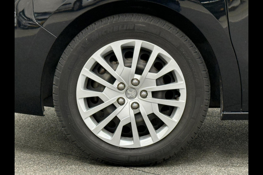 Peugeot Expert 2.0 Automaat Dubbele cabine Navigatie Parkeersensoren Clima Control  Trekhaak