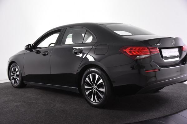 Mercedes-Benz A-Klasse 180 *1ste Eigenaar*Navigatie*Camera*Carplay*