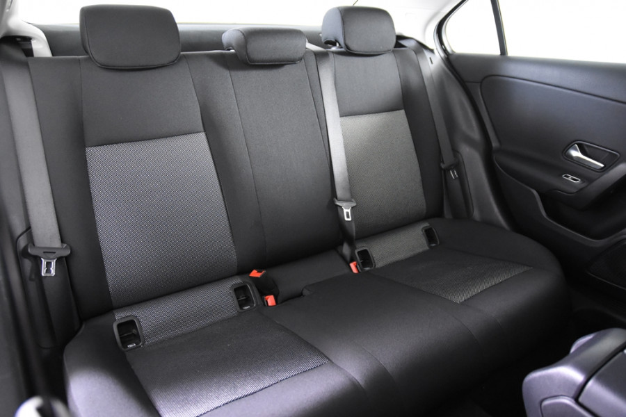 Mercedes-Benz A-Klasse 180 *1ste Eigenaar*Navigatie*Camera*Carplay*