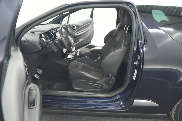 DS DS 3 PureTech 110 So Chic | Camera | Navigatie | Parkeersensoren | Climate Control