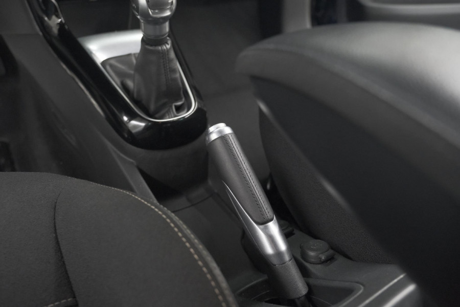 DS DS 3 PureTech 110 So Chic | Camera | Navigatie | Parkeersensoren | Climate Control